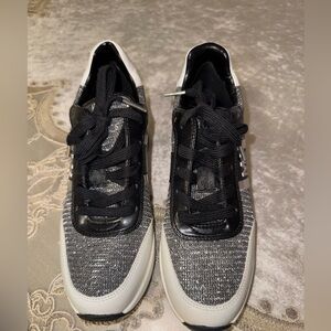 Stylish Black and Gray Women's Sneakers
